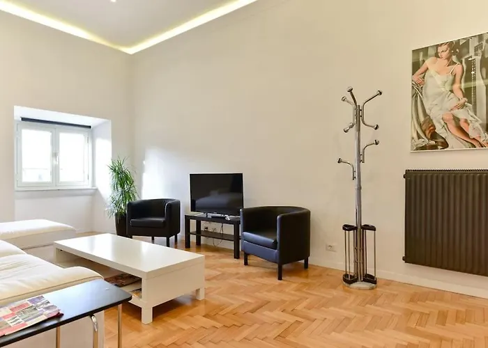 Stunning St.Peter'S Apartment